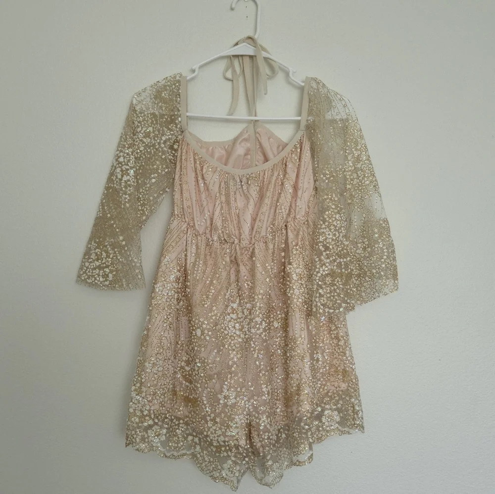 Nasty Gal Pale Pink Sequin Off-Shoulder Romper with Sheer Bell Sleeves Size 4 - Picture 3 of 6